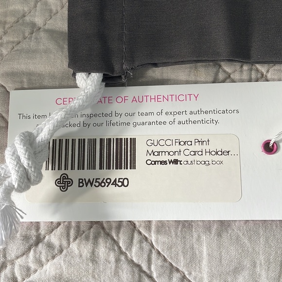 Gucci Flora Print Marmont Card Holder - Picture 8 of 17